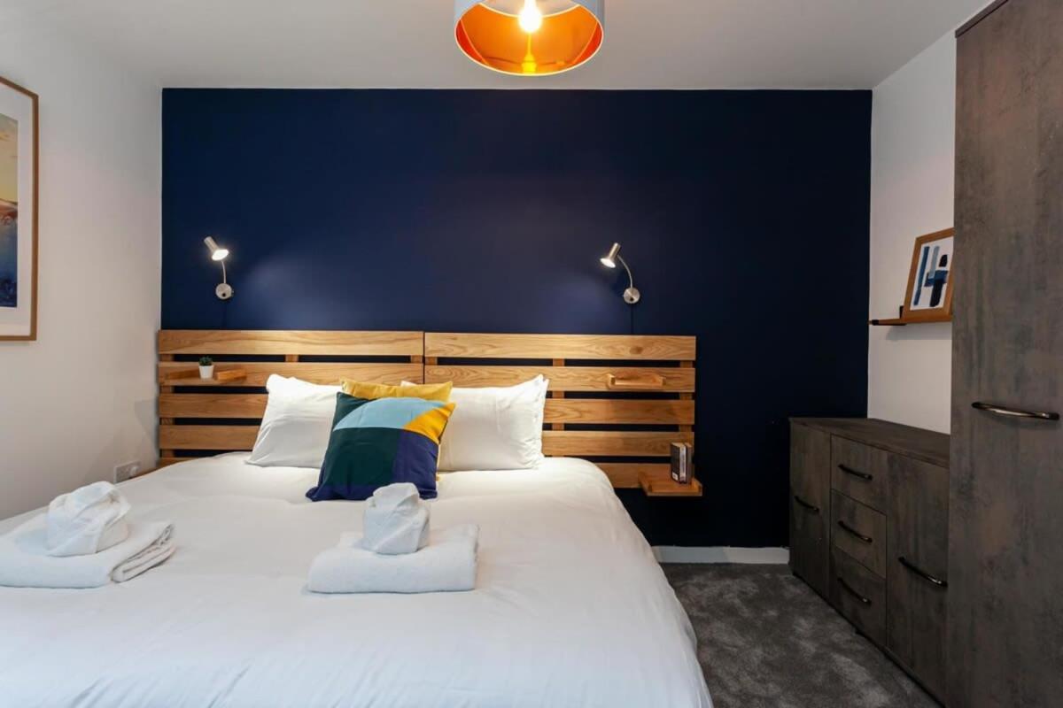 Stunning 2 Bed Flat 5Min To Old Trafford Stadium Manchester Exteriör bild